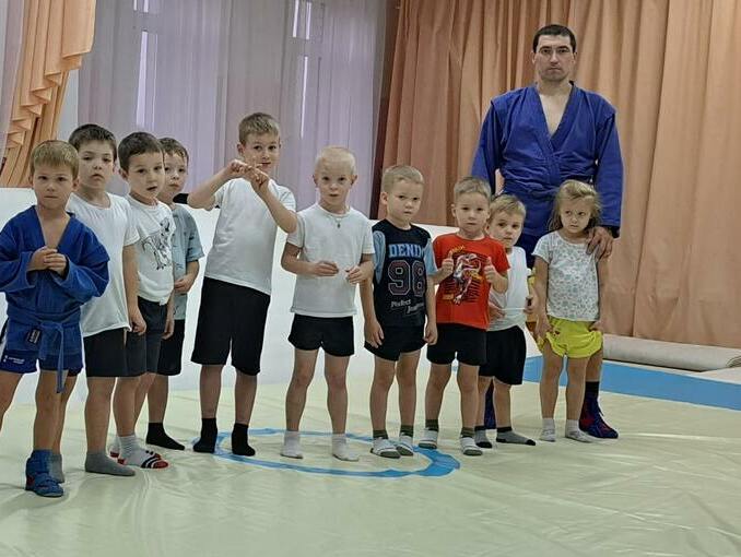 ОФП с элементами самбо - с 5 лет
